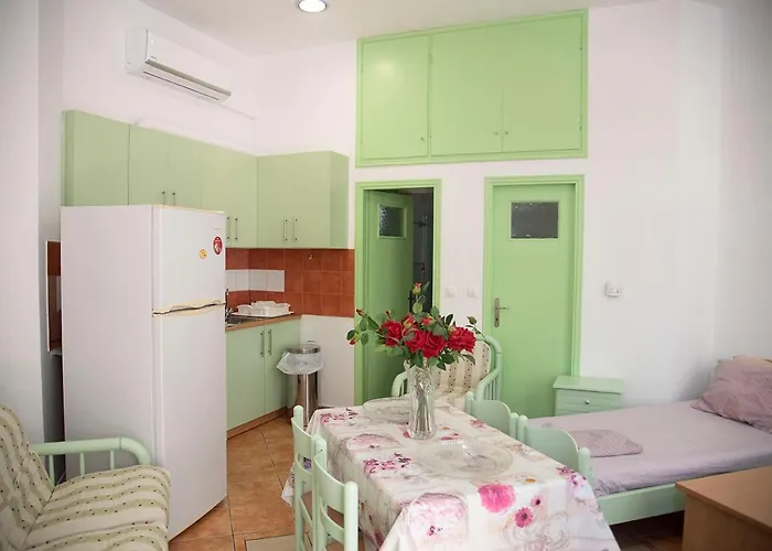 Stavros Studio Apartment In Kos Town